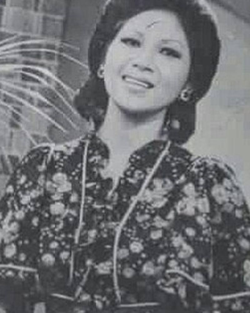 Instagram.com/titiekpuspa_official